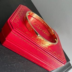 Faux / dupe Cartier love braclete